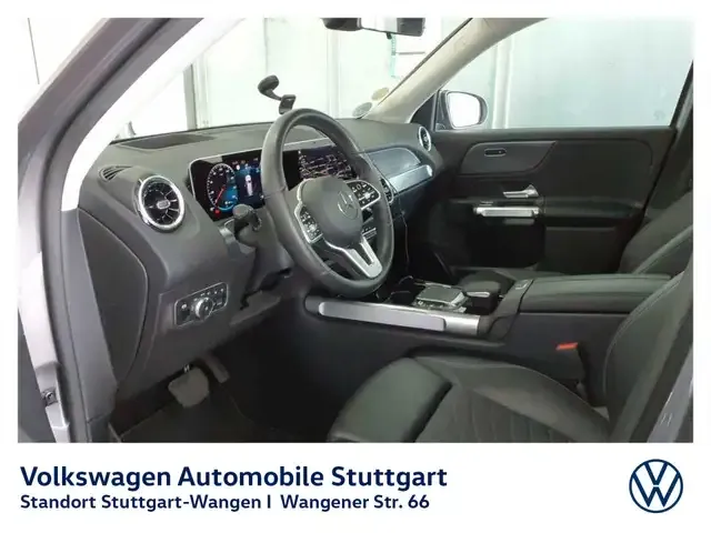 Mercedes-Benz GLB 200