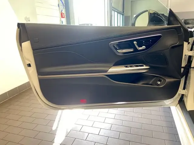 Mercedes-Benz CLE 200