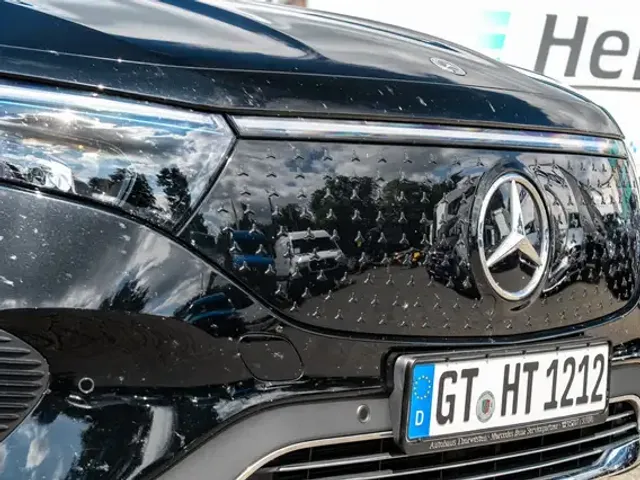 Mercedes-Benz EQB 250