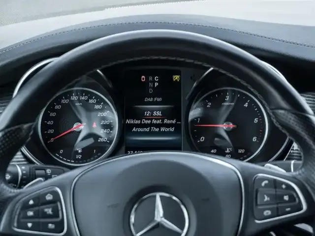 Mercedes-Benz V 300
