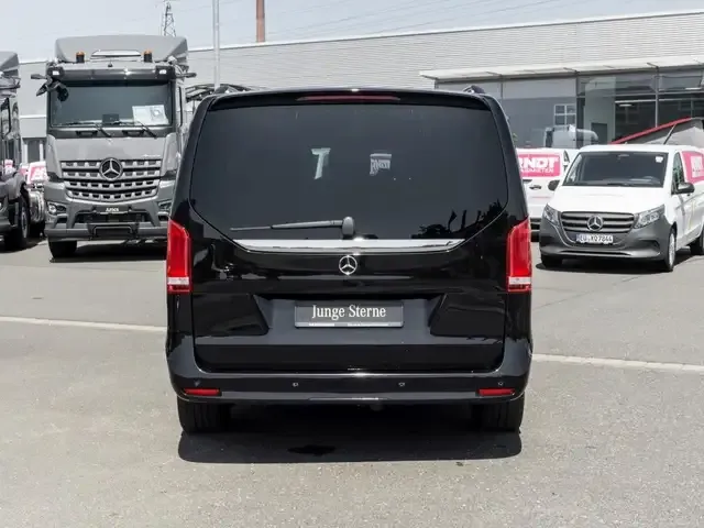 Mercedes-Benz V 300