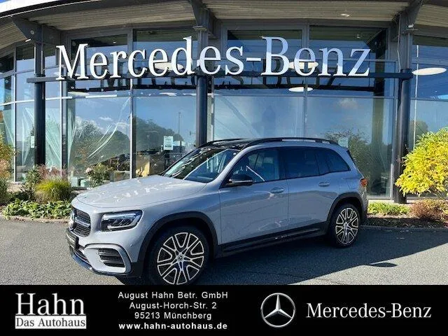 Mercedes-Benz GLB 220