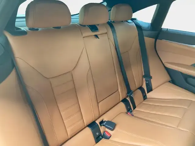 BMW 440