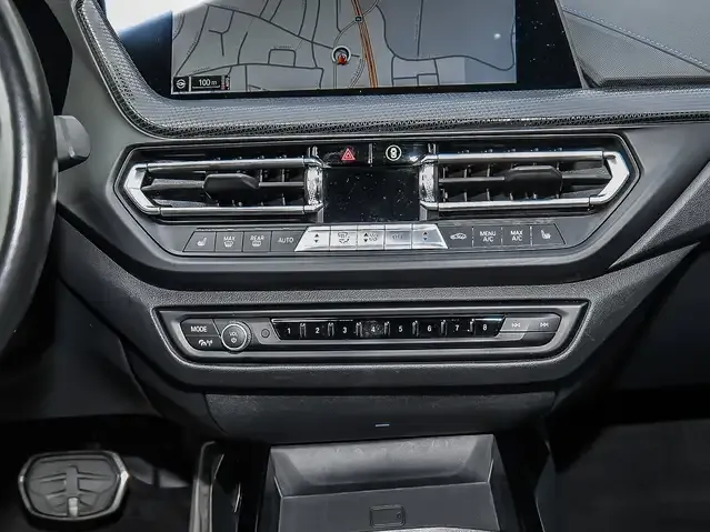 BMW 235
