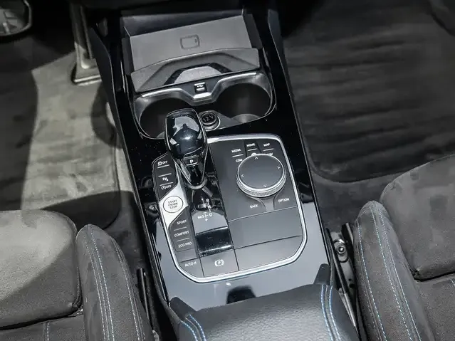 BMW 235