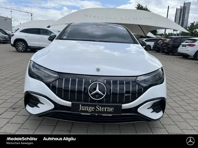 Mercedes-Benz EQE 53