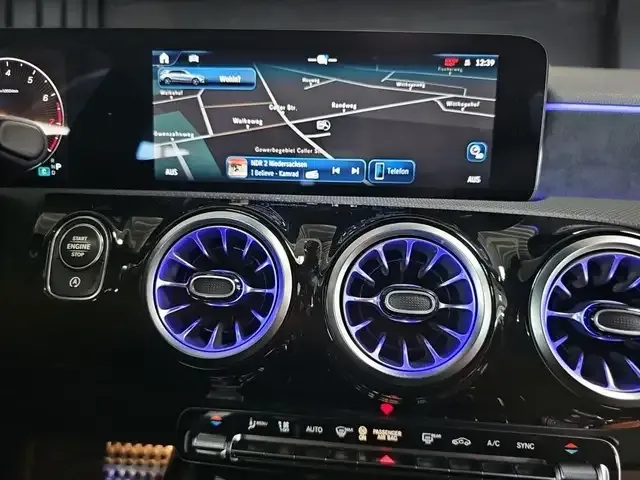 Mercedes-Benz A 200