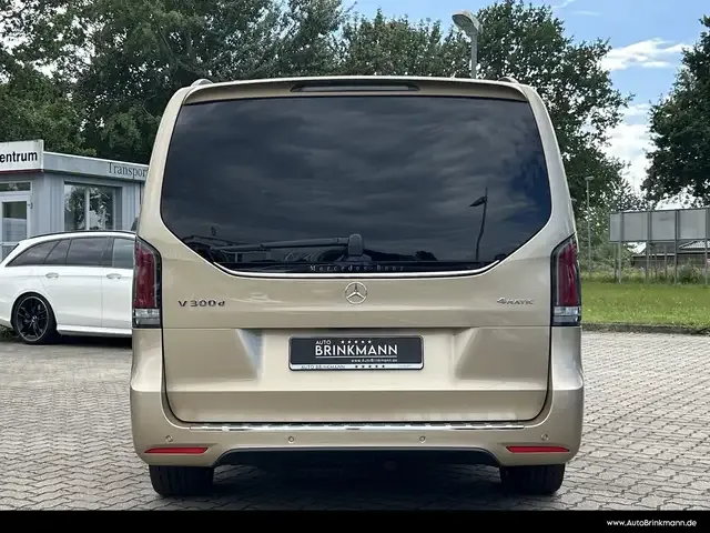 Mercedes-Benz V 300