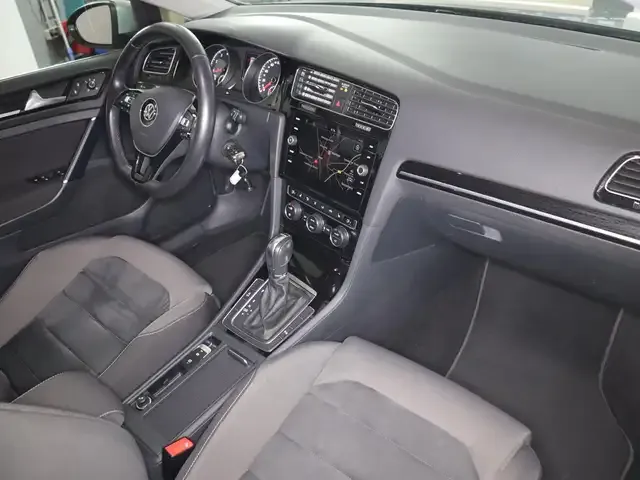 Volkswagen Golf Variant