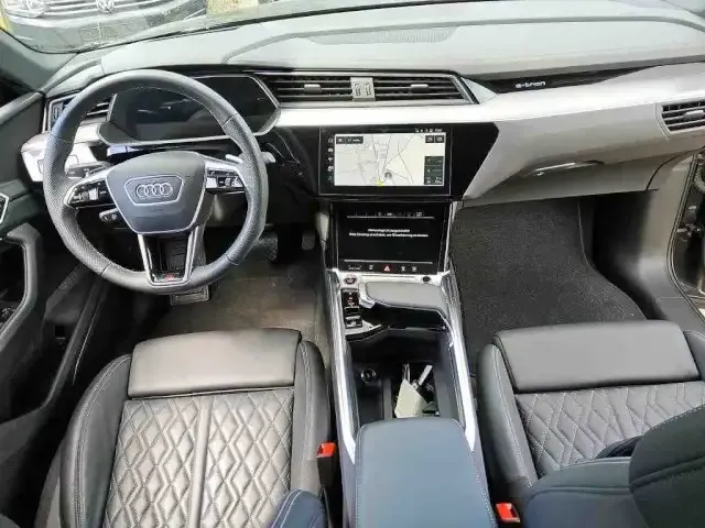 Audi e-tron