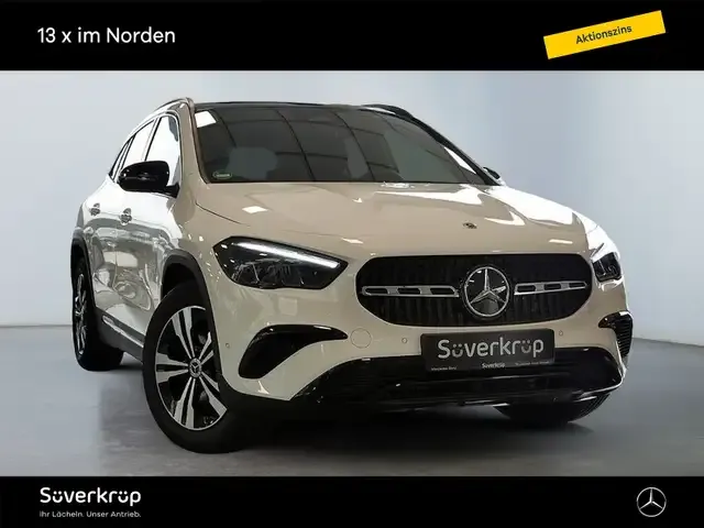 Mercedes-Benz GLA 200