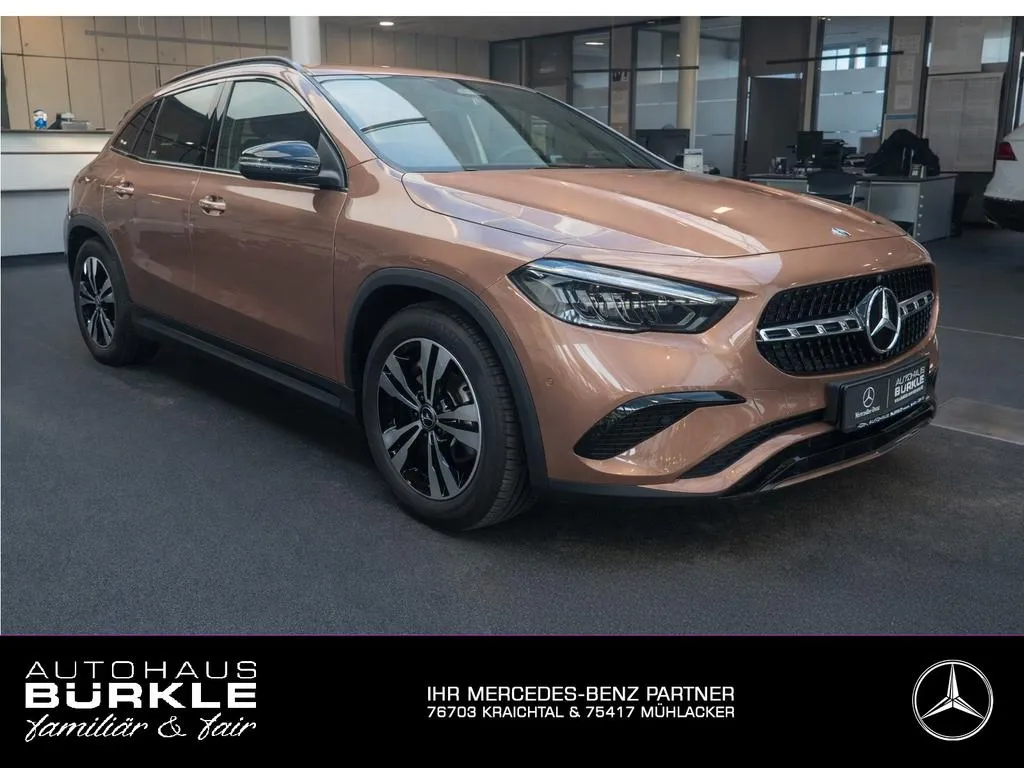 Mercedes-Benz GLA 200