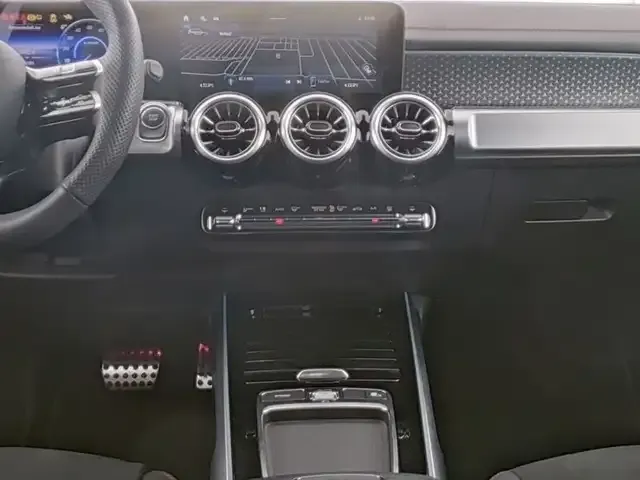 Mercedes-Benz EQB 300
