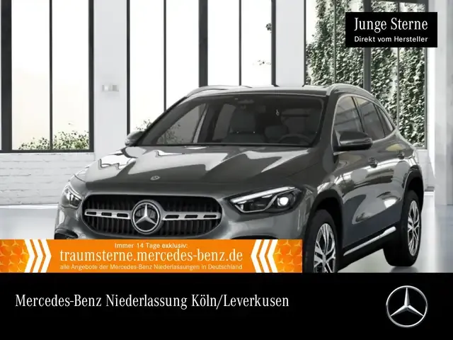 Mercedes-Benz GLA 220