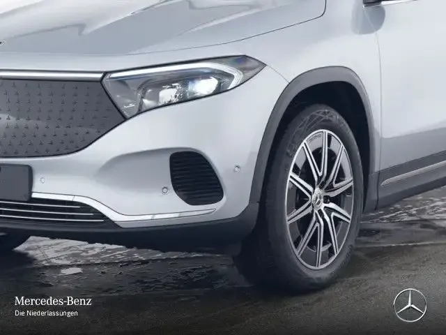 Mercedes-Benz EQA 300