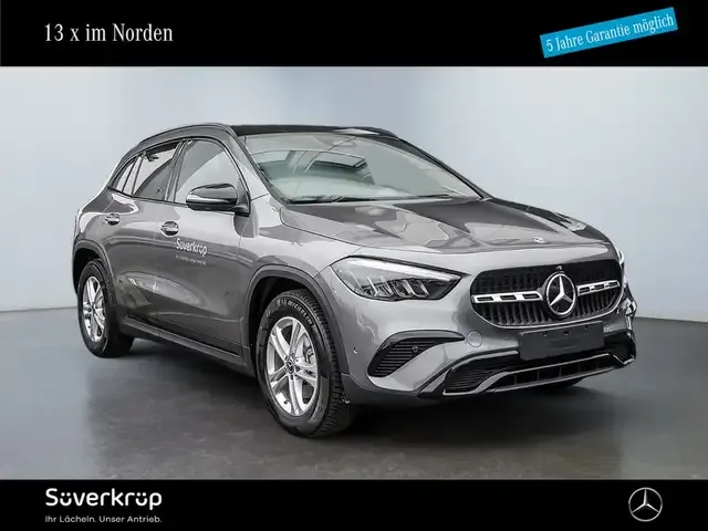 Mercedes-Benz GLA 200