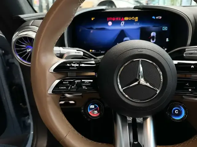 Mercedes-Benz SL 63 AMG