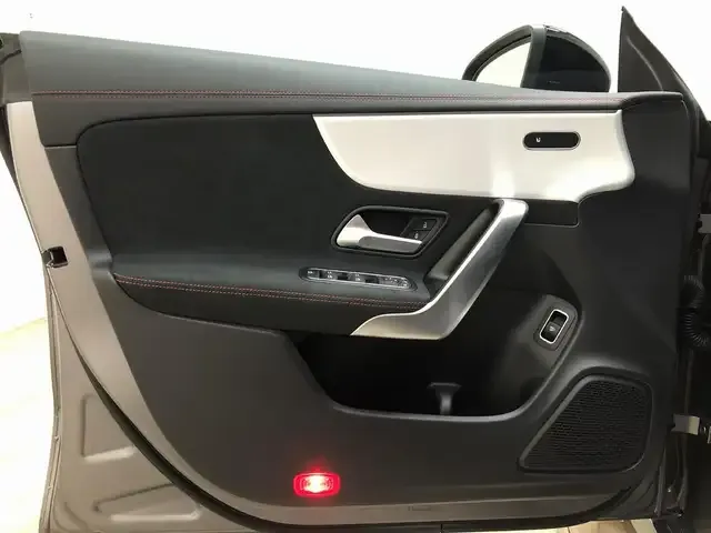 Mercedes-Benz CLA 35 AMG