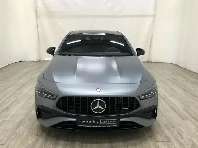 Mercedes-Benz CLA 35 AMG