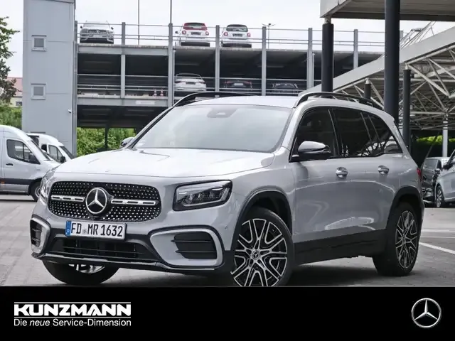 Mercedes-Benz GLB 200