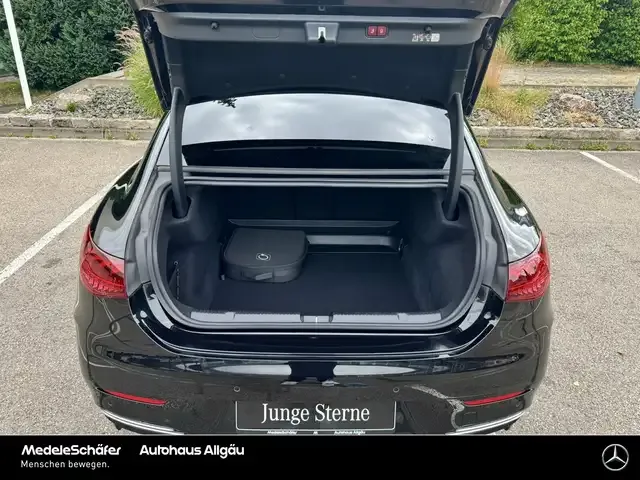 Mercedes-Benz EQE 500