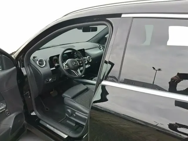 Mercedes-Benz EQA 250