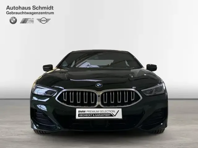BMW 840