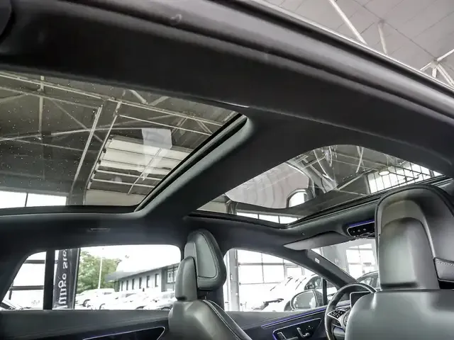 Mercedes-Benz EQE 500