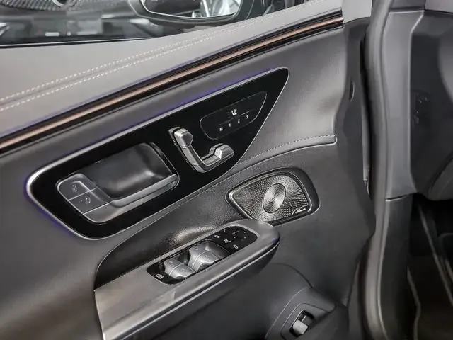 Mercedes-Benz EQE 500