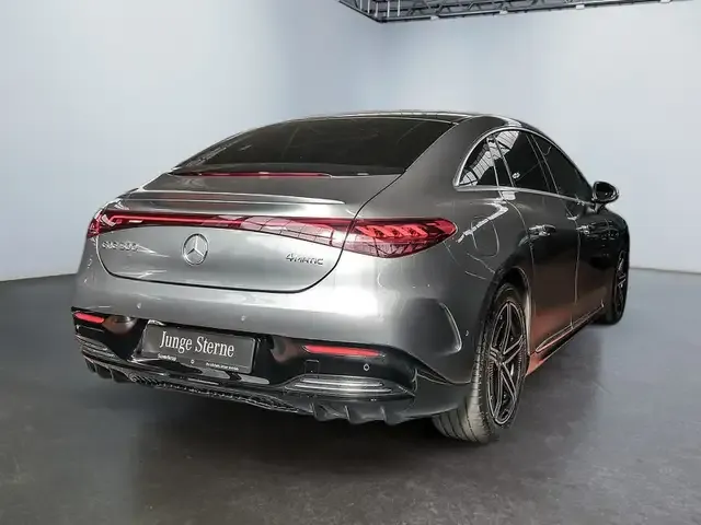 Mercedes-Benz EQE 500