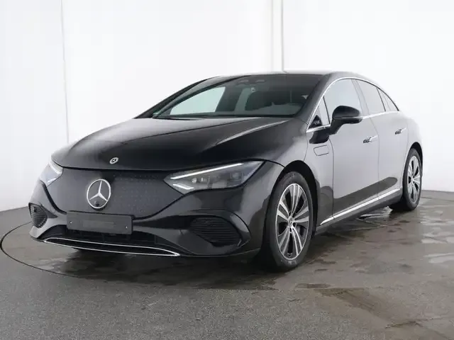 Mercedes-Benz EQE 300