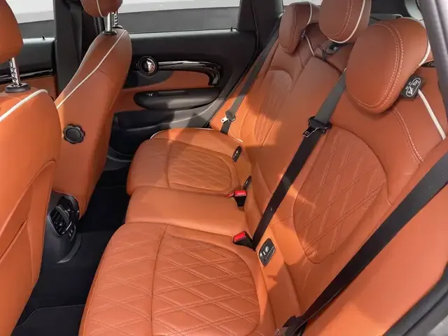 MINI Cooper Clubman