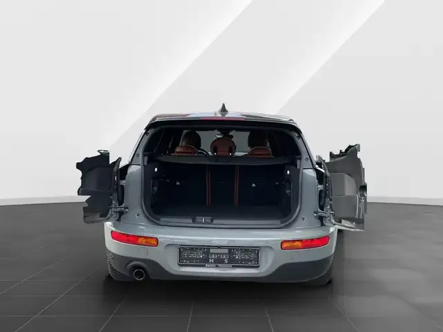 MINI Cooper Clubman