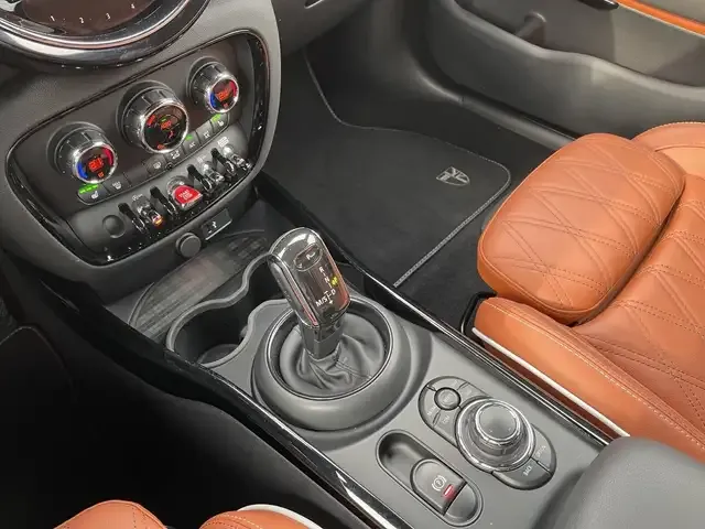 MINI Cooper Clubman