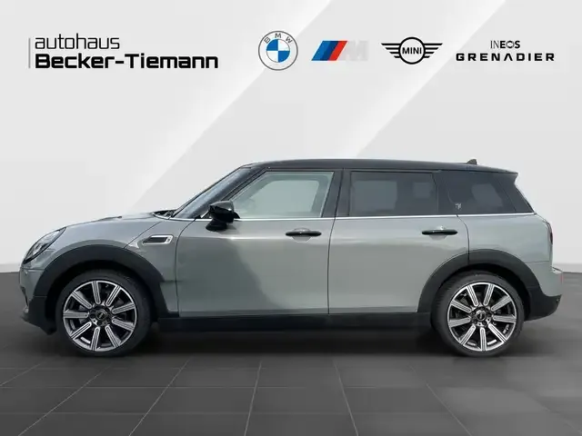 MINI Cooper Clubman