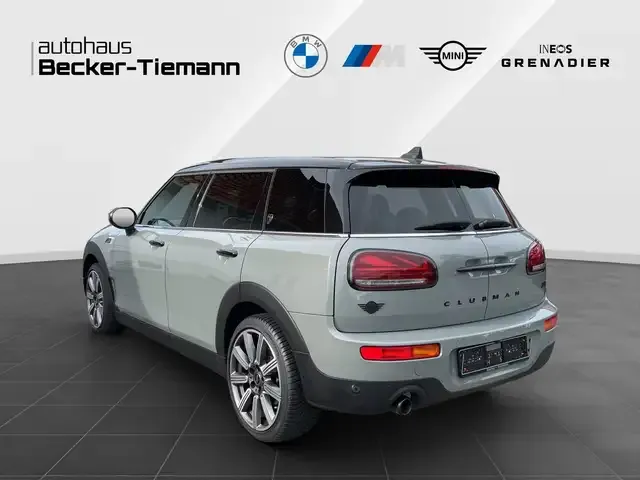 MINI Cooper Clubman