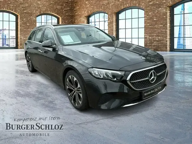 Mercedes-Benz E 220