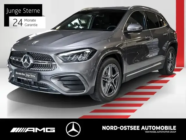 Mercedes-Benz GLA 200