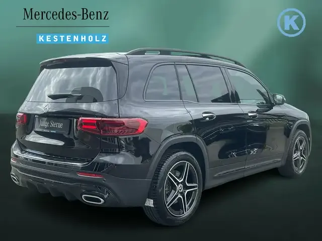 Mercedes-Benz GLB 220