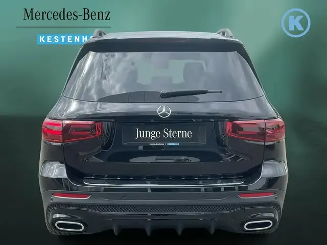 Mercedes-Benz GLB 220