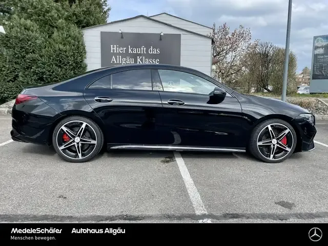 Mercedes-Benz CLA 35 AMG