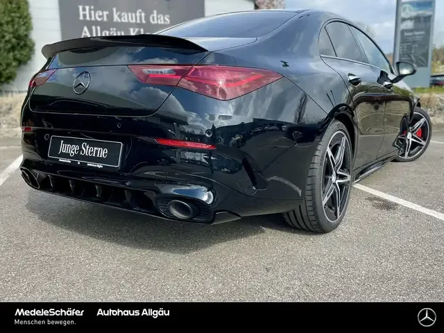 Mercedes-Benz CLA 35 AMG