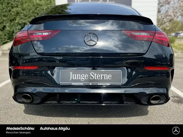 Mercedes-Benz CLA 35 AMG