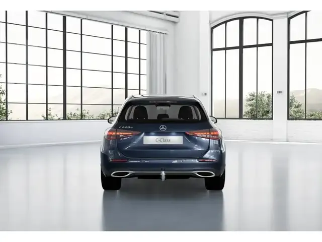 Mercedes-Benz C 220
