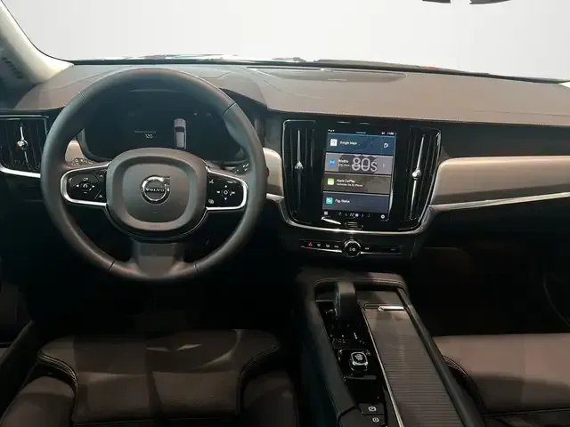 Volvo V90 Cross Country