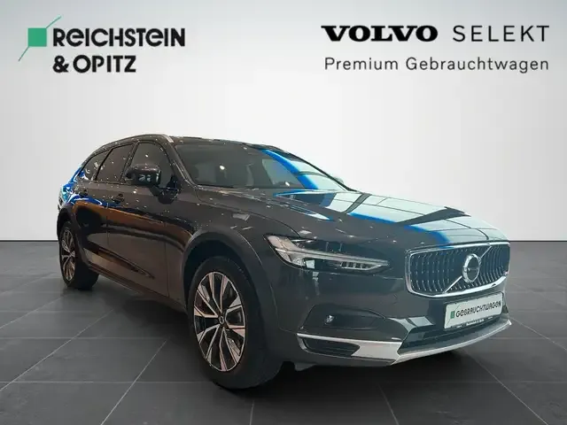 Volvo V90 Cross Country