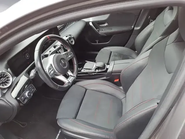 Mercedes-Benz A 35 AMG