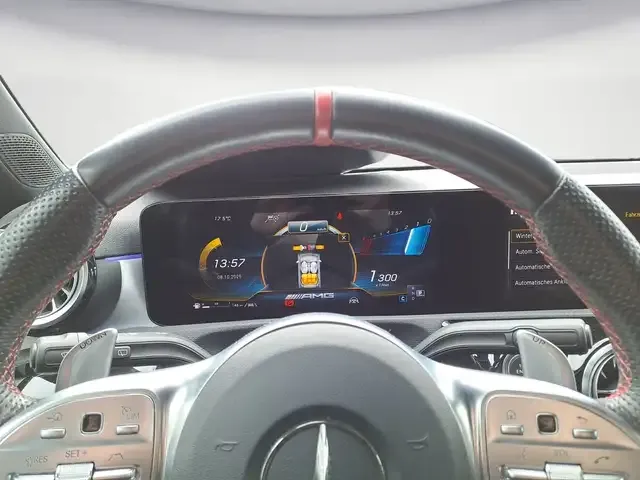 Mercedes-Benz A 35 AMG