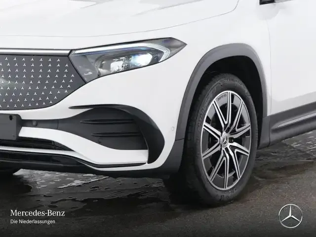 Mercedes-Benz EQB 300