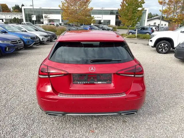 Mercedes-Benz A 200